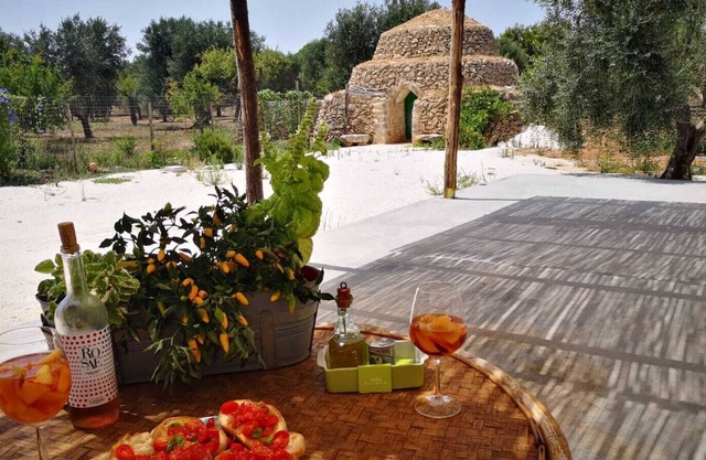Villa "the trulli of the Masseria" 950m from the Campomarino sea of maruggio