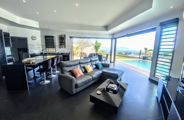 VILLA TIKI PUNAAUIA