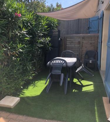 Villa Tim avec piscine commune et à deux pas de la plage