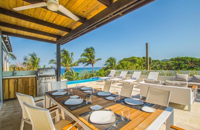 Villa Topaz Above West Bay with 360 Degree Views!