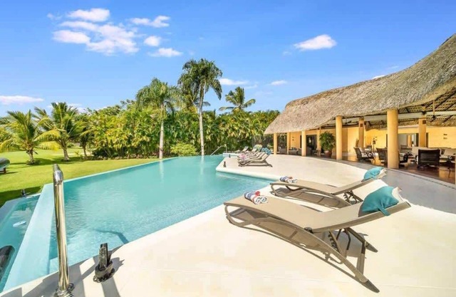 Villa Tua in Casa de Campo by Personal Villas - An Oasis of Elegance