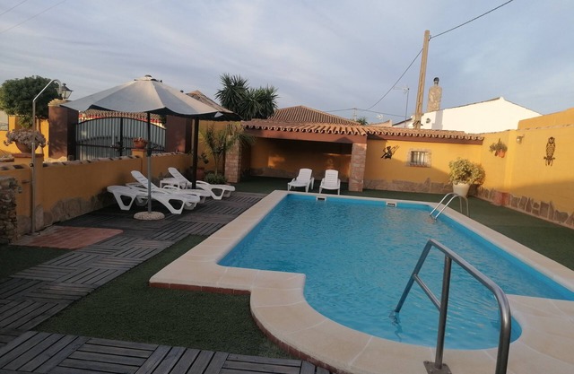 Villa with pool, central air conditioning and wifi in Chiclana de la Fro