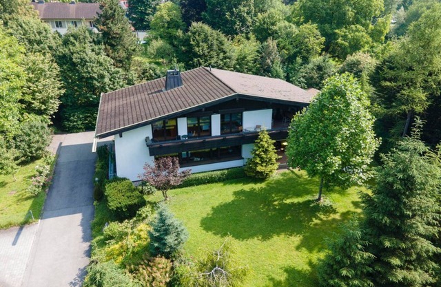 Villa Werdenberg - Holiday home, shower and bathtub, 4 or more bedrooms