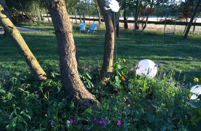 Villa with 2 separate apartments for the "extended family" wanted?