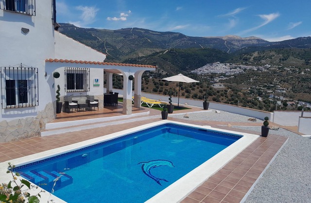 Villa with Amazing Views