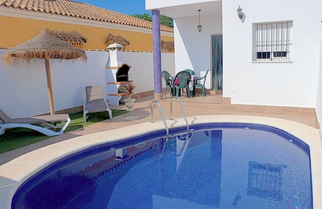 Villa with WIFI, barbecue and pool