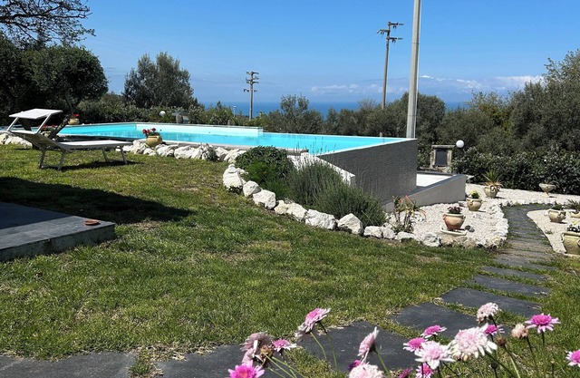 Villa with pool and sea view in Sicily
