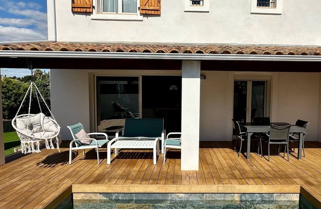 Villa with pool close to the beach! Ideal for families