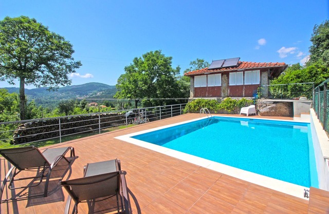 Villa with private pool near Gerês
