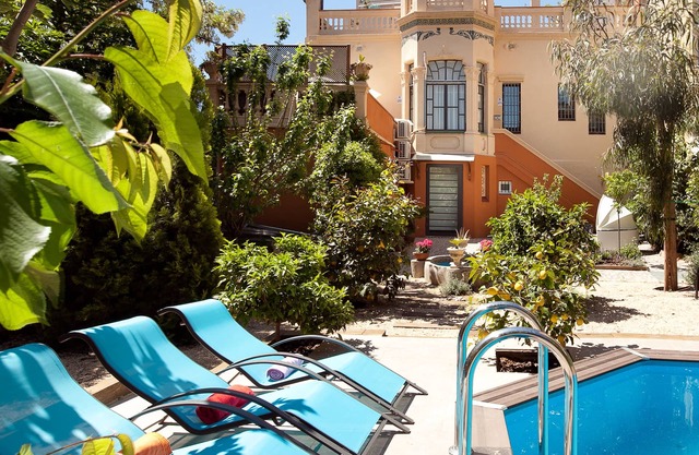 Villa with private garden and pool,big terrace-solarium,pergola