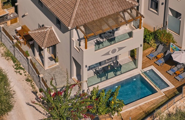 Villa with Private Pool - Azor Villas - Villa 2