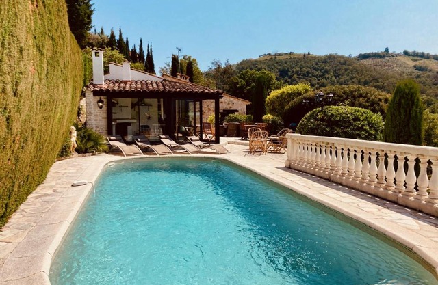 Villa with spectacular views - Pool house with outdoor kitchen and pizza oven