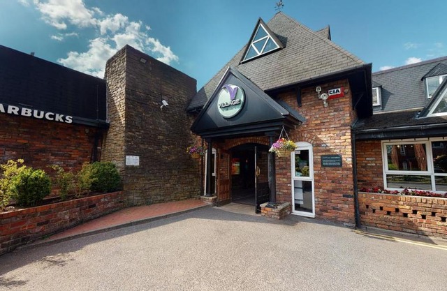 Village Hotel Manchester Hyde