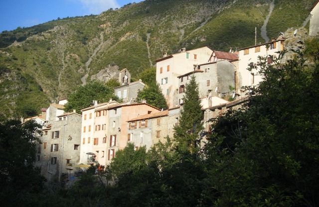 village Mountain, village Mountain