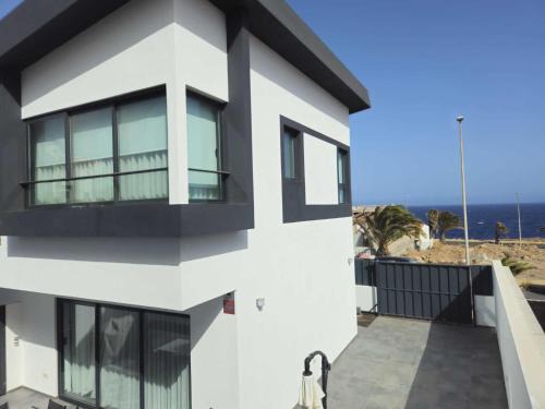 Villas Divela, Ocean View, Private & Heated Pool