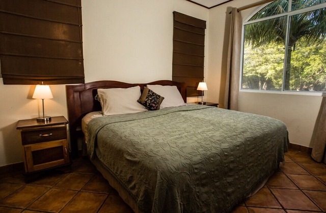 Villas Iguana A-13: Beachfront Condo