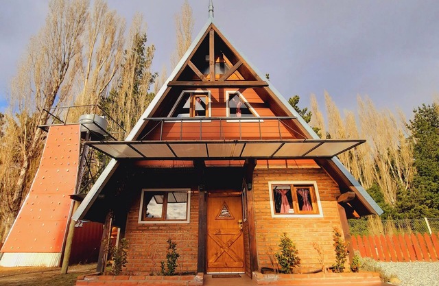 Villegas cottage (with heated pool and garden) Alentue complex