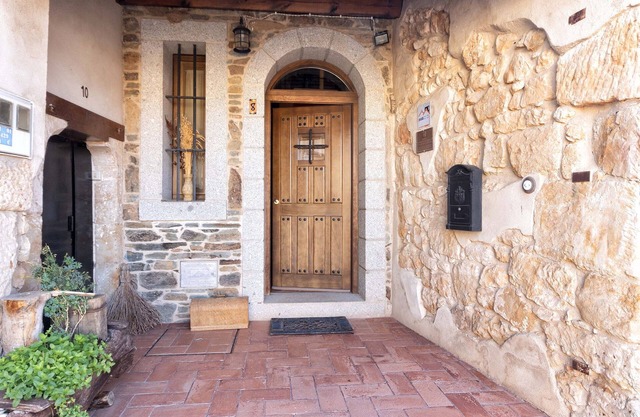 Vinarius Posada Rural. Double room with terrace and personalized services