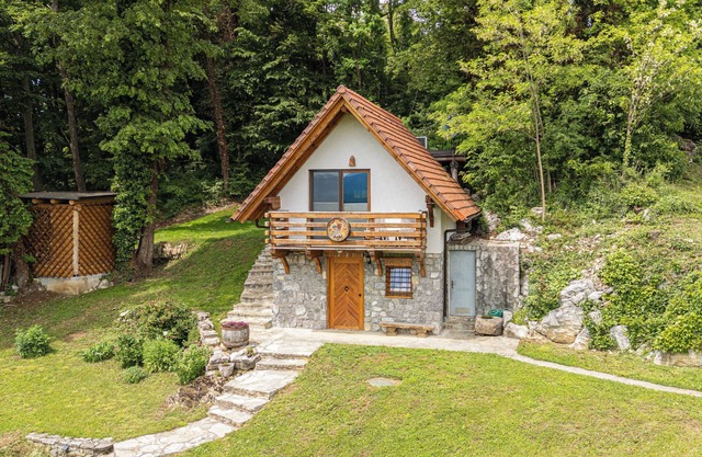 Vineyard Cottage Rataj 2 Wellness, Novo mesto, Slovenia