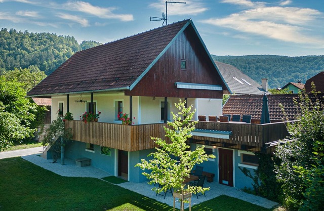 Vineyard Suite Kolpa Zupančič A, Stari Trg ob Kolpi, Slovenia
