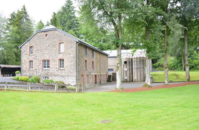 Vintage Farmhouse Gouvy Garden Roofed Terrace Bbq 