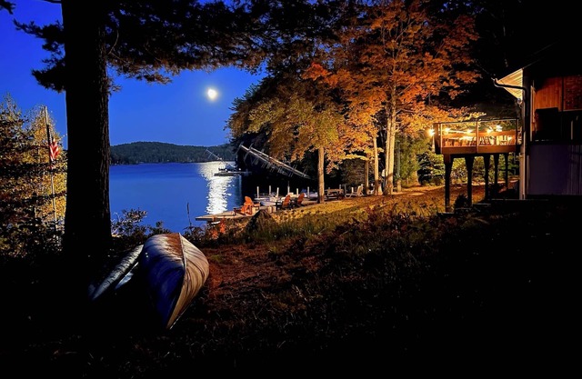 Vintage island cottage on 2.5 acres and 376 feet of lake frontage!