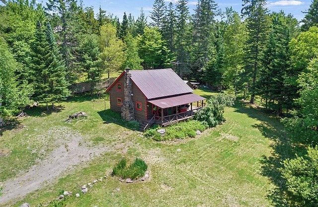 Vintage Log Cabin in the Heart of the Adirondacks