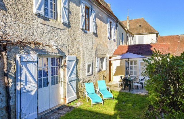 Vintage Retreat in Montfaucon