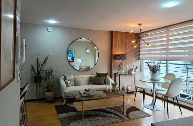 VIP Apartment: 2Bedrooms + (Queen+Full)Beds + Balcony + Parking - 7Th FLOOR