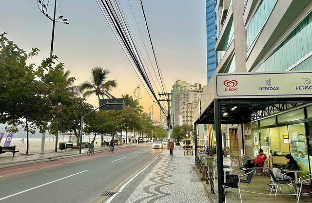 Vista mar na av Brasil 2801, localização privilegiada, perto de tudo RealStay4