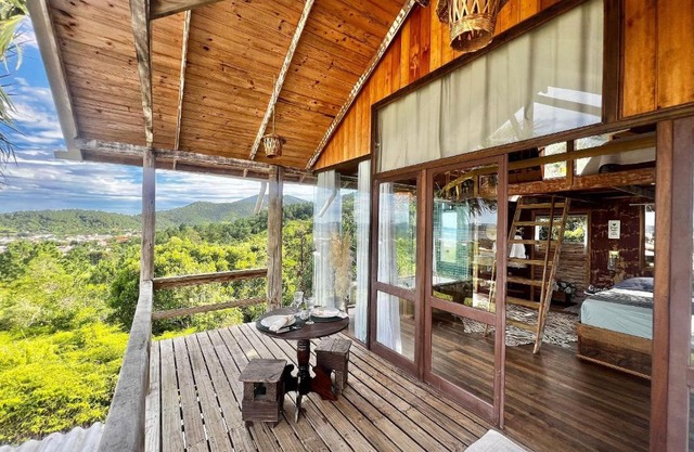 Vista incrível! Chalé com hidromassagem! FU01I