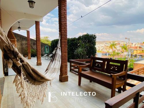 Vista Top - Casa prox centro 3Qts c/churrasqueira