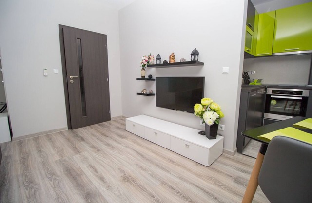 Vista West - Holiday Apartment in the Heart of Varna
