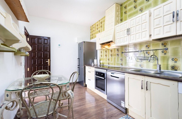 Vivienda Vacacional Tinizara. Piscina y relax