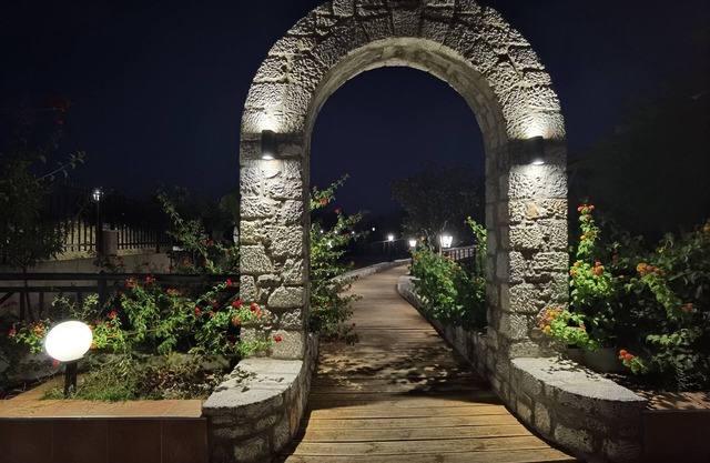 Vlycha Beach Studios & Apartments