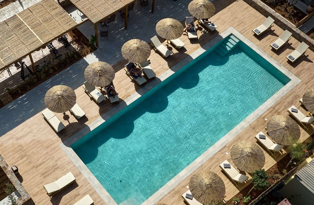 Volta Suites and Villas