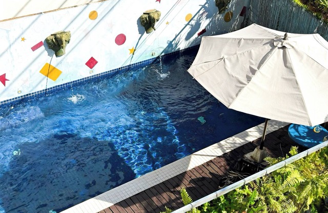 Vplus Hotel – Budget-Friendly Room with WiFi & AC!