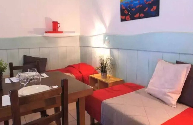 VVF The Cathar Country Carcassonne - 2 Room Cottage 4 People 1 baby