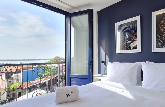 w* | Unique 1BR in Casco Viejo