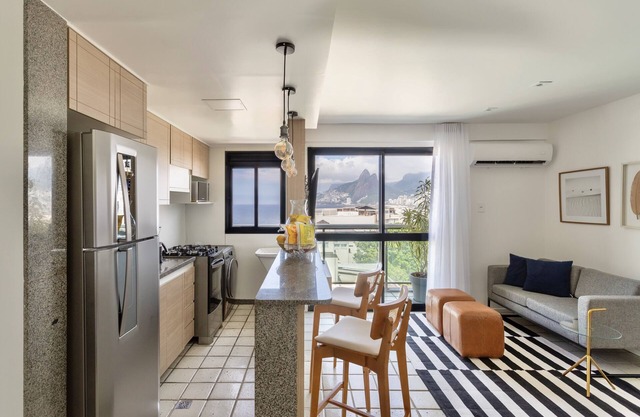 W03.990 - 2-bedroom apartment for rent in Ipanema with sea view