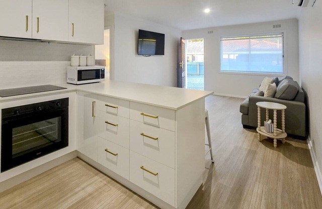 Wagga Worker's Pad 1