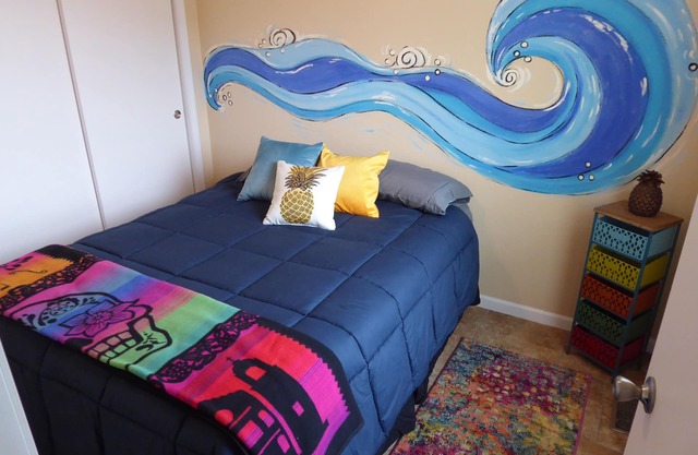 Wake Side unit at the Dam Duplex! Big Horn River & beautiful Big Horn Canyon!