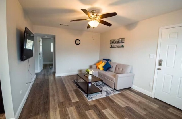 💥👣WALK 2 BEACH🏖️ SLEEPS 6 & NEARBY GO KART🏎