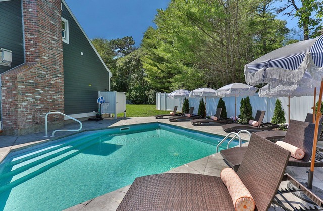 Walk 2Beach, Pool, Hot Tub, GameRoom, PetsOK