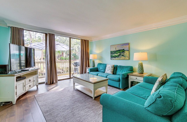 Walk to Beach: Peaceful Hilton Head Island Condo