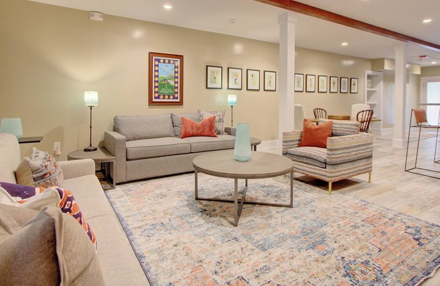 Walk to Charleston’s Best Dining and Entertainment