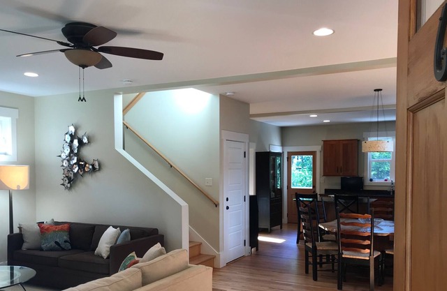 Walk to downtown! Montford 3 bedroom home (30+ day rental)
