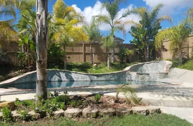 Walk to Grand Tradition – Pool, Spa & Family-Friendly Retreat>Wine Trips