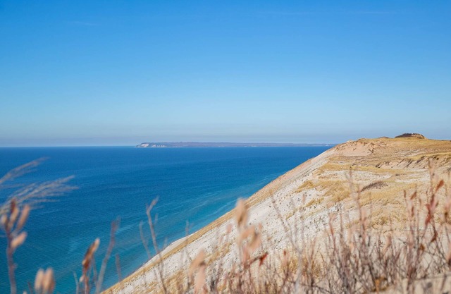 Walk to Lake Michigan!