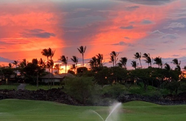 🏖️Walk to Restaurants/Shopping | Excellent Golf Course Views | Private Beach Access